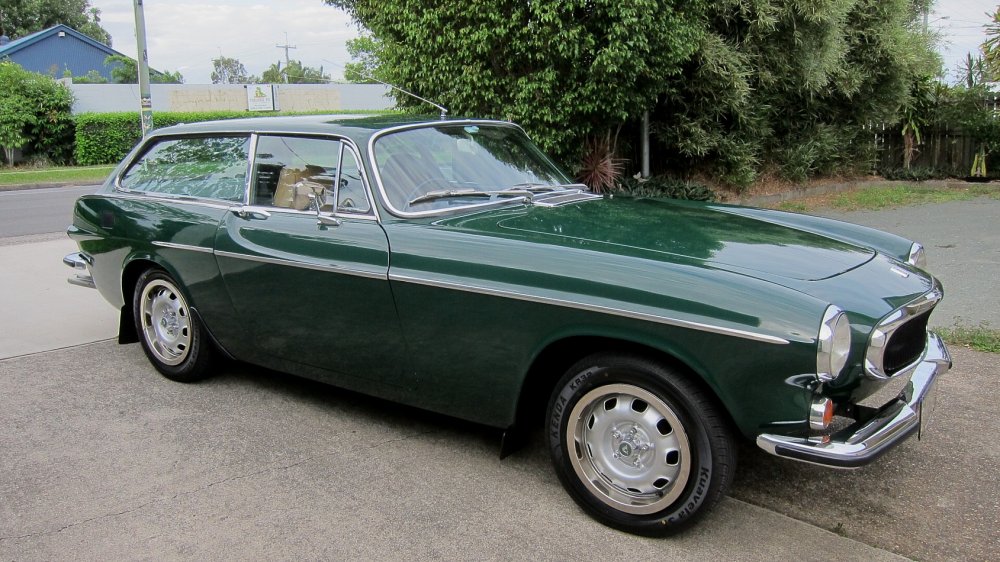 Volvo P1800ES 1972 Cypress green (110)