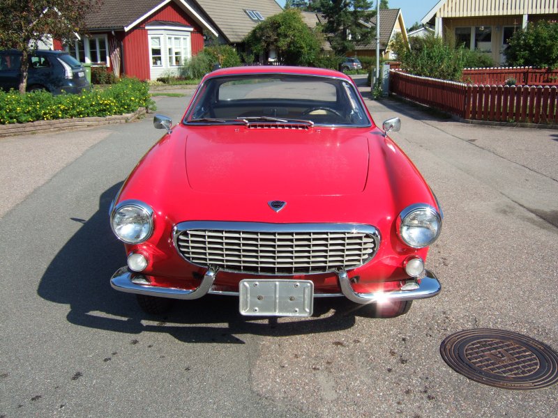 Volvo P1800