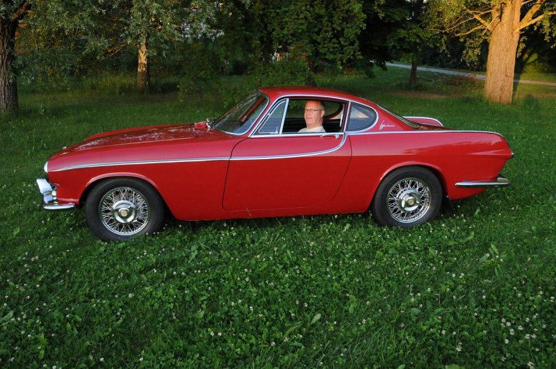 Volvo P1800