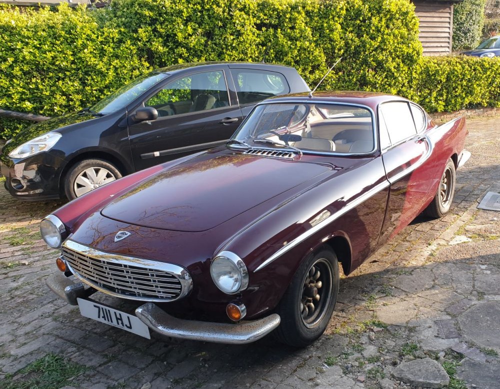 Volvo P1800