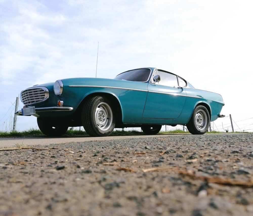 Maxichamps Volvo P 1800S, türkis 1969, 1:43 | Model Car World