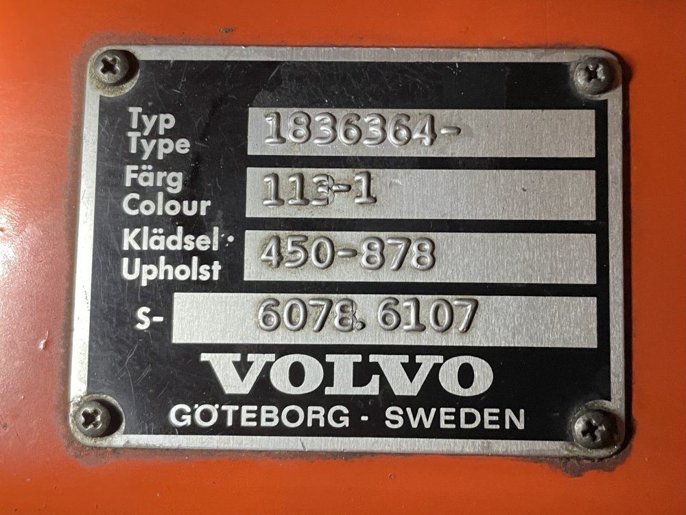 S-codes on Volvo 1800ES 1973