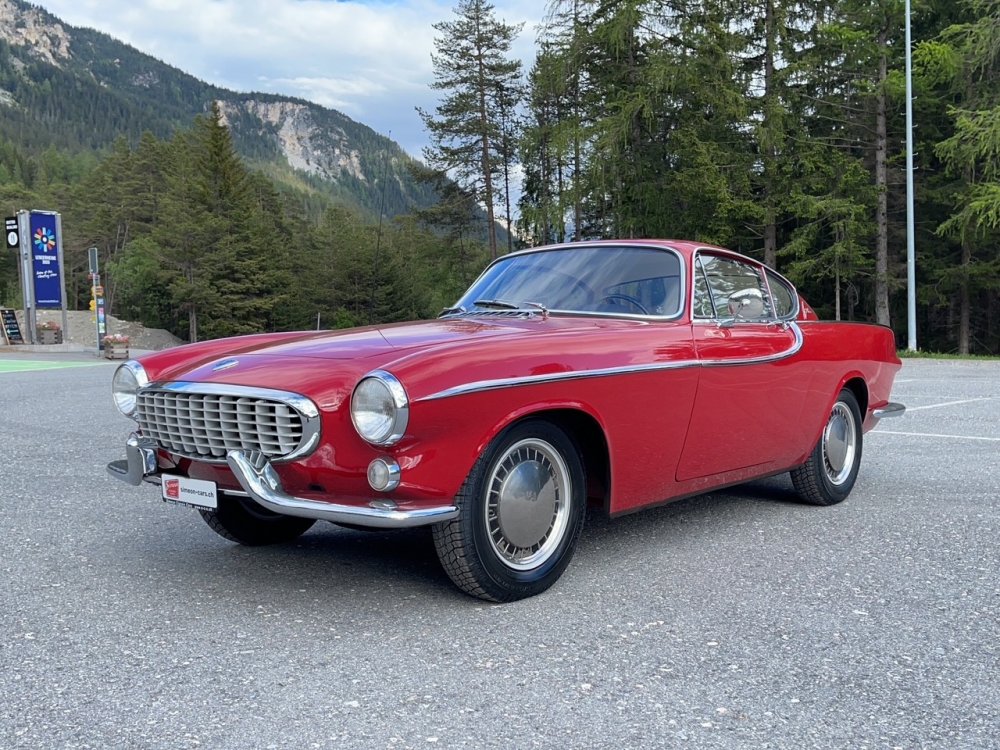 Volvo P1800