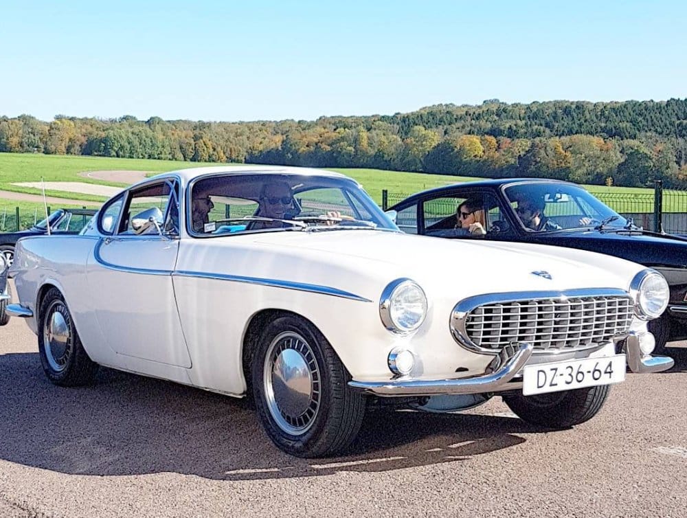 Volvo P1800