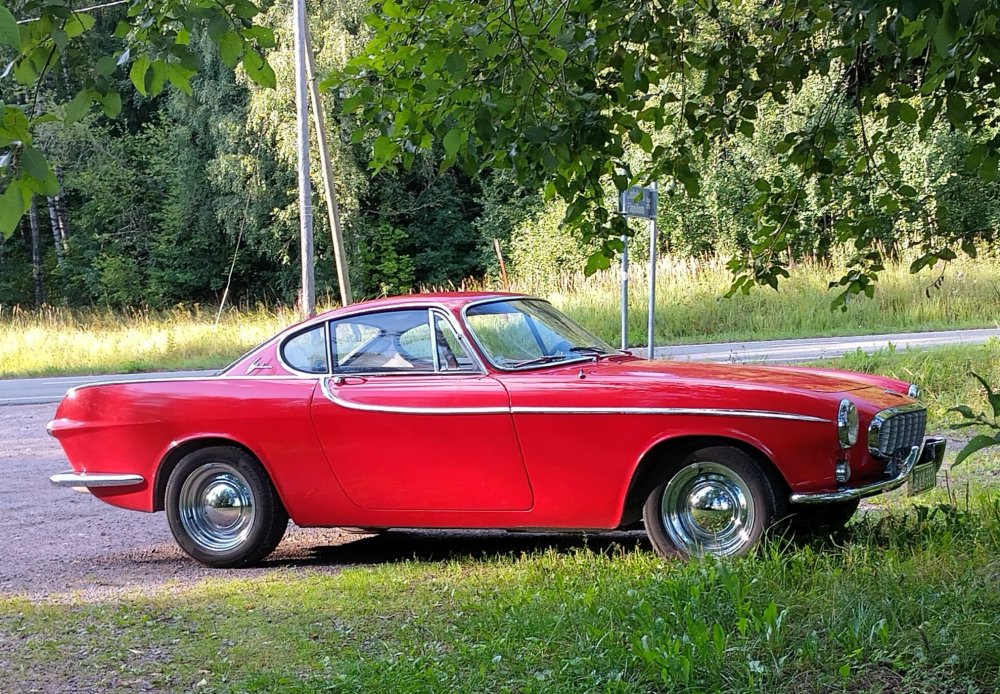 Volvo P1800